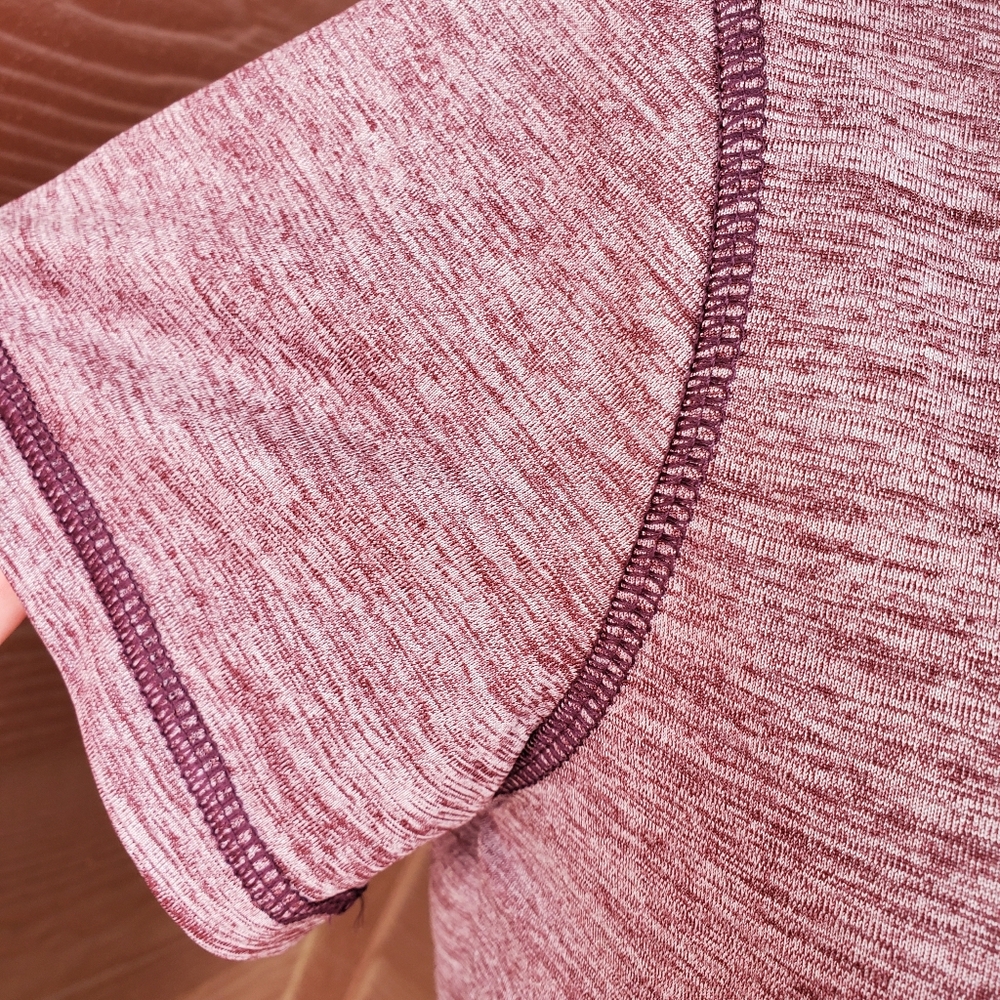 NWT Adidas Women's V-Neck Tech Heather Tee T-Shirt Shadow Fig Size Small - Picture 9 of 16